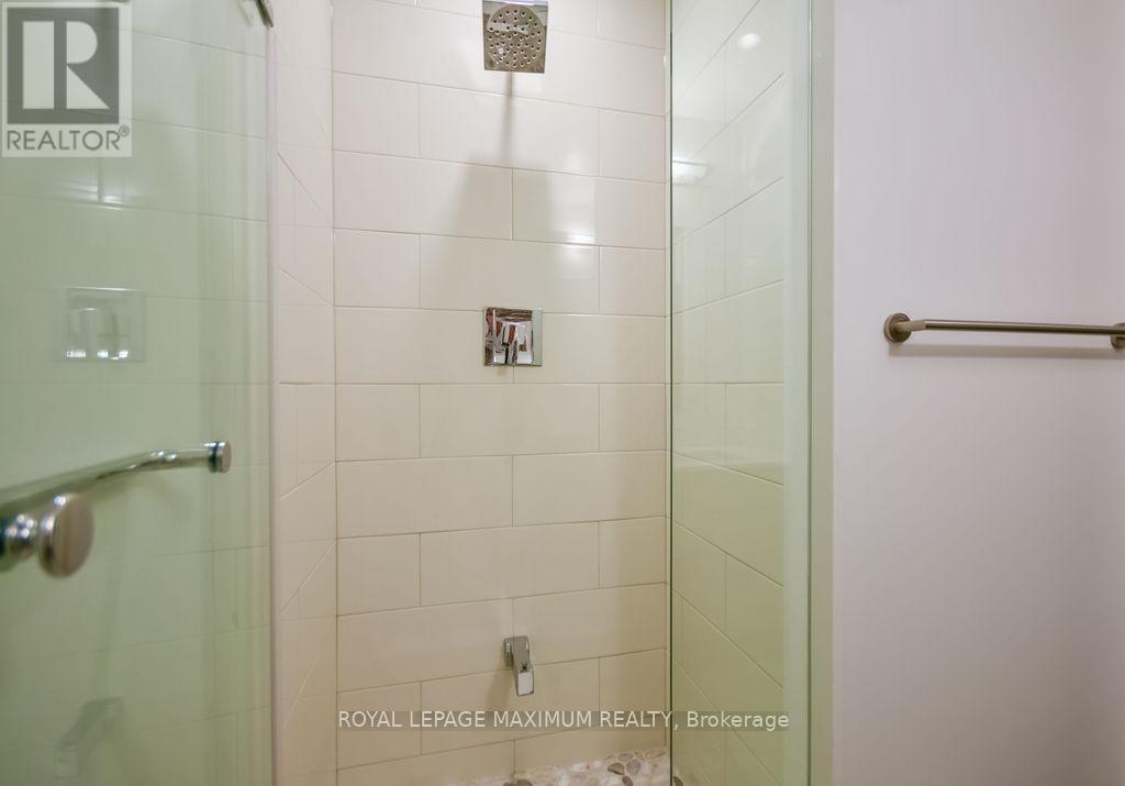 












B417 - 271 SEA RAY AVENUE

,
Innisfil,




Ontario
L9S0J4

