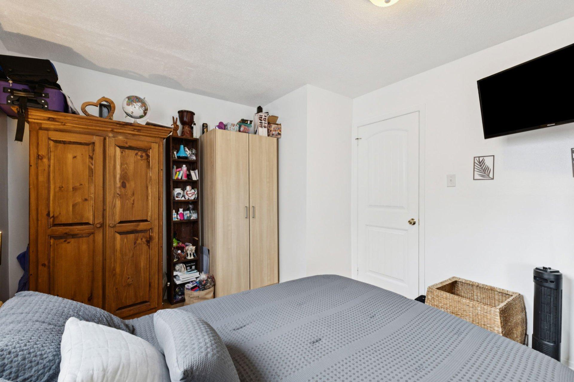 









278


Rue R.-Rollin

,
Gatineau (Gatineau),




QC
J8R1C5

