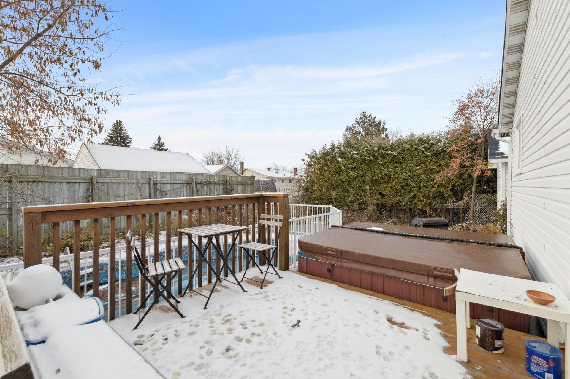 









278


Rue R.-Rollin

,
Gatineau (Gatineau),




QC
J8R1C5

