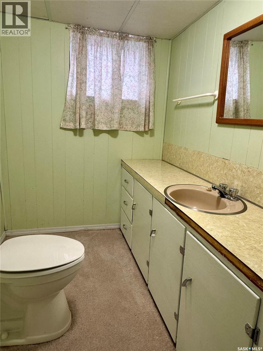 












719 Donald STREET

,
Hudson Bay,




Saskatchewan
S0E0Y0

