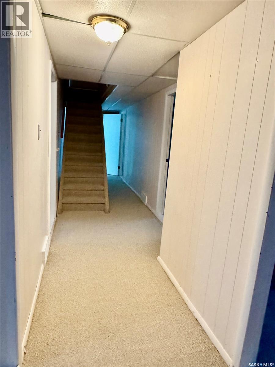 












719 Donald STREET

,
Hudson Bay,




Saskatchewan
S0E0Y0

