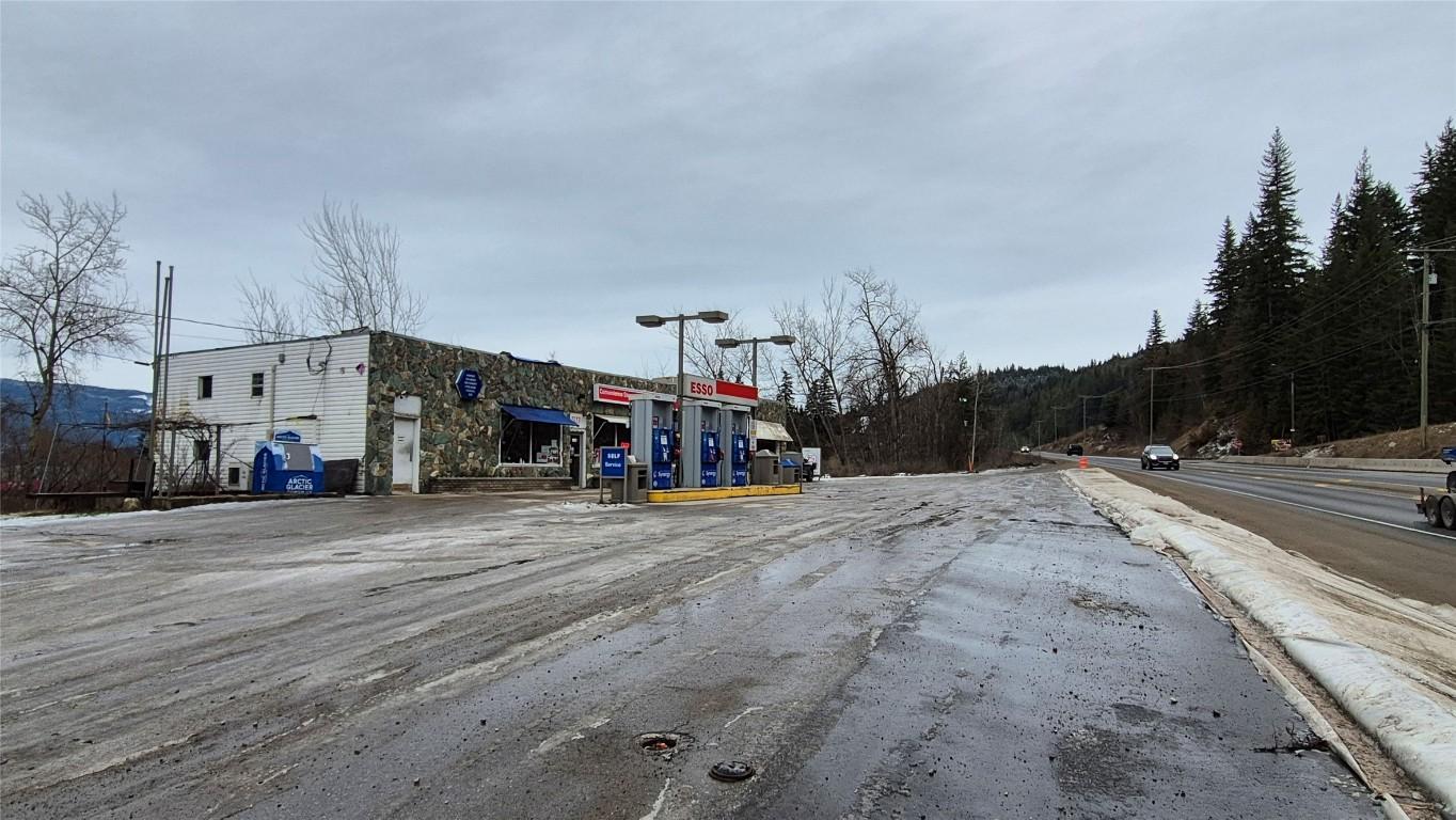 









5177


Trans Canada

Highway,
Tappen,




BC
V0E 2X3

