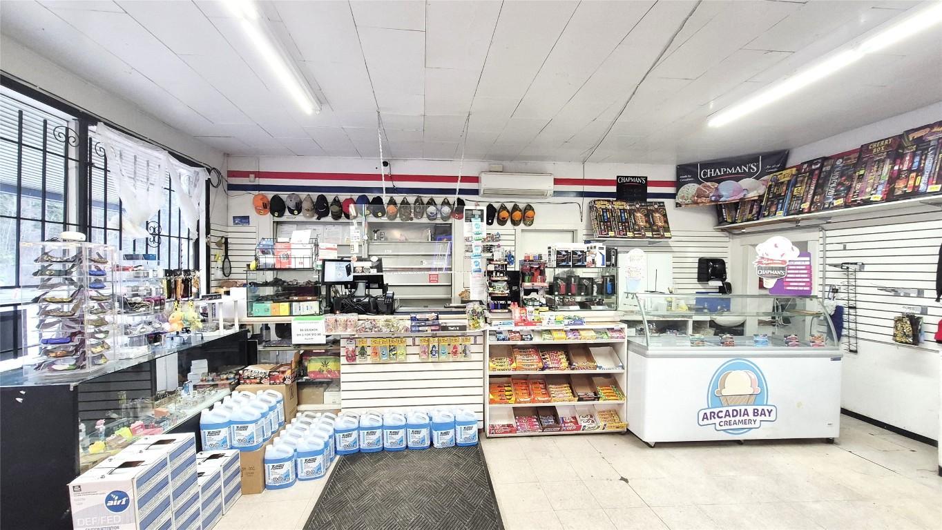 









5177


Trans Canada

Highway,
Tappen,




BC
V0E 2X3

