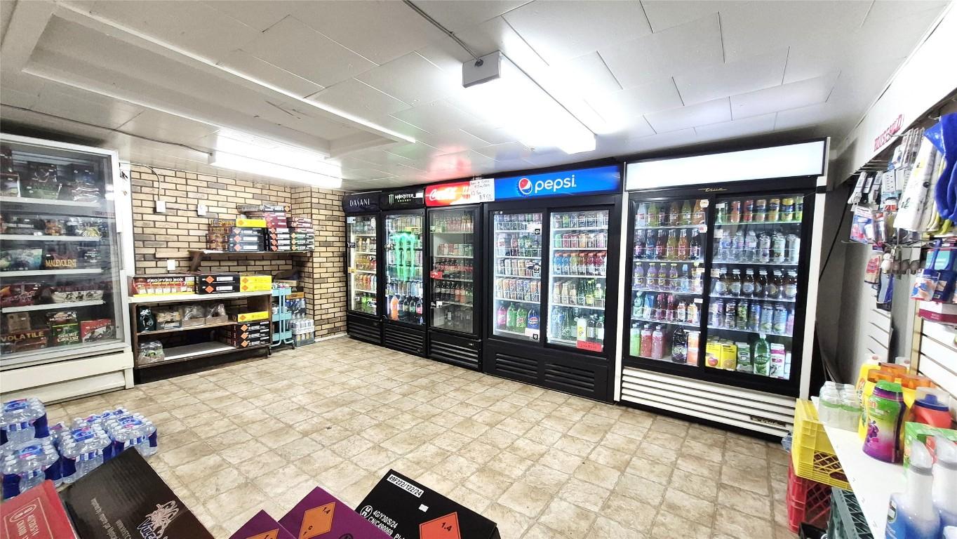 









5177


Trans Canada

Highway,
Tappen,




BC
V0E 2X3

