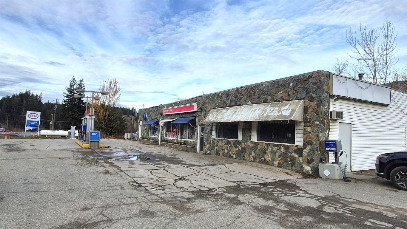 









5177


Trans Canada

Highway,
Tappen,




BC
V0E 2X3

