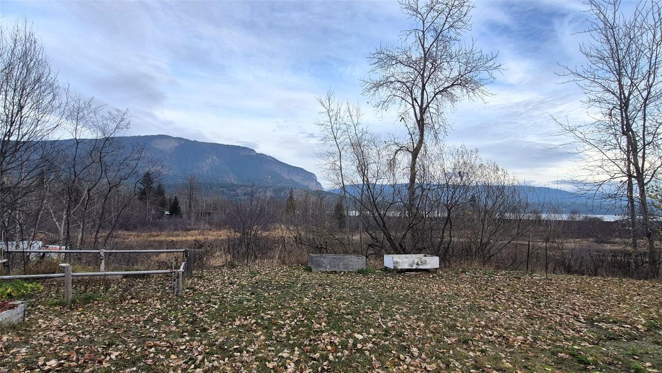 









5177


Trans Canada

Highway,
Tappen,




BC
V0E 2X3

