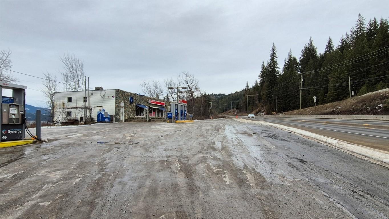 









5177


Trans Canada

Highway,
Tappen,




BC
V0E 2X3

