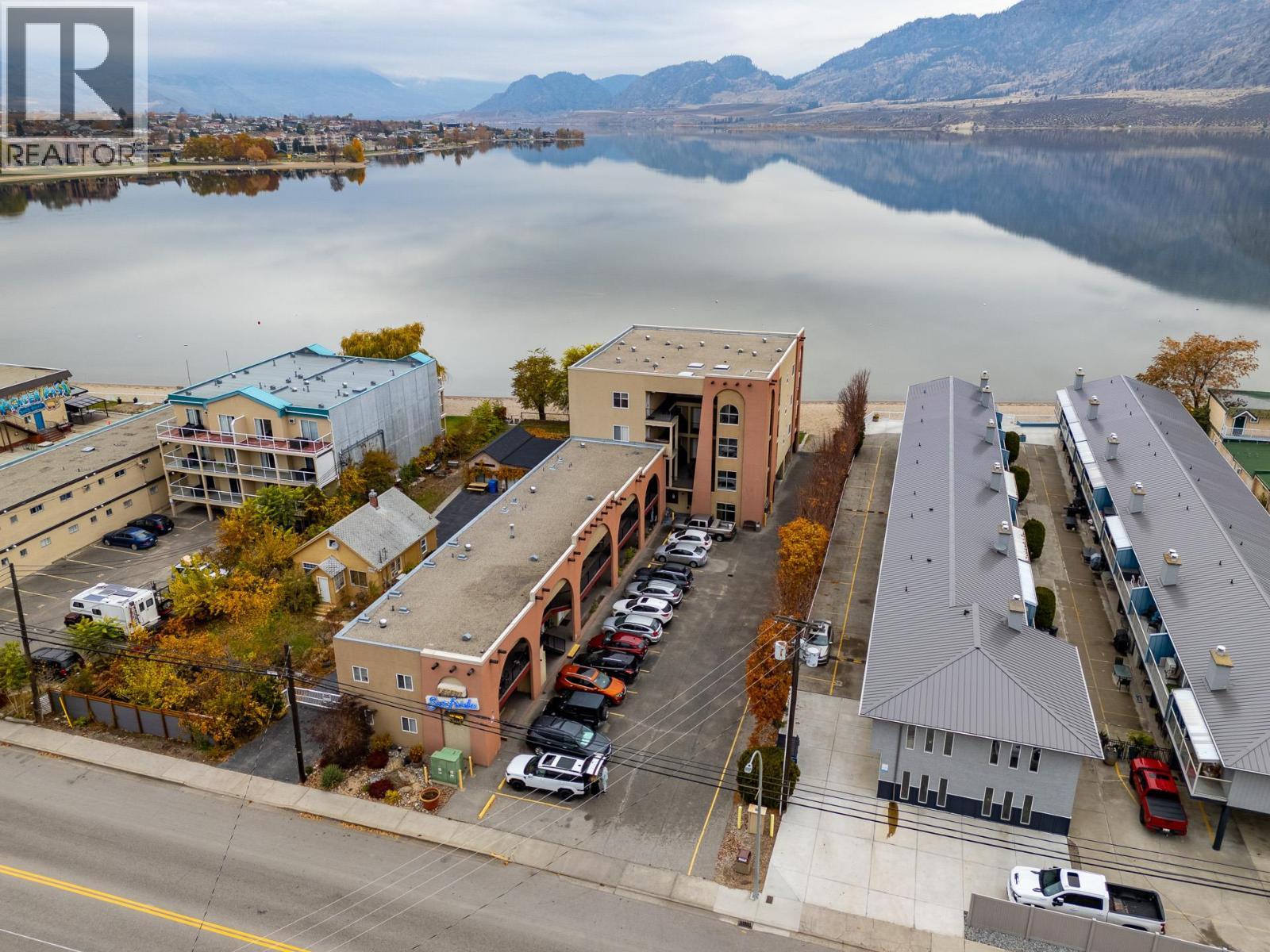 












7310 Main Street Unit# 207

,
Osoyoos,







British Columbia
V0H1V0

