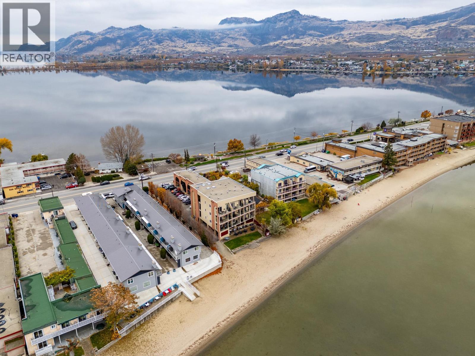 












7310 Main Street Unit# 207

,
Osoyoos,







British Columbia
V0H1V0

