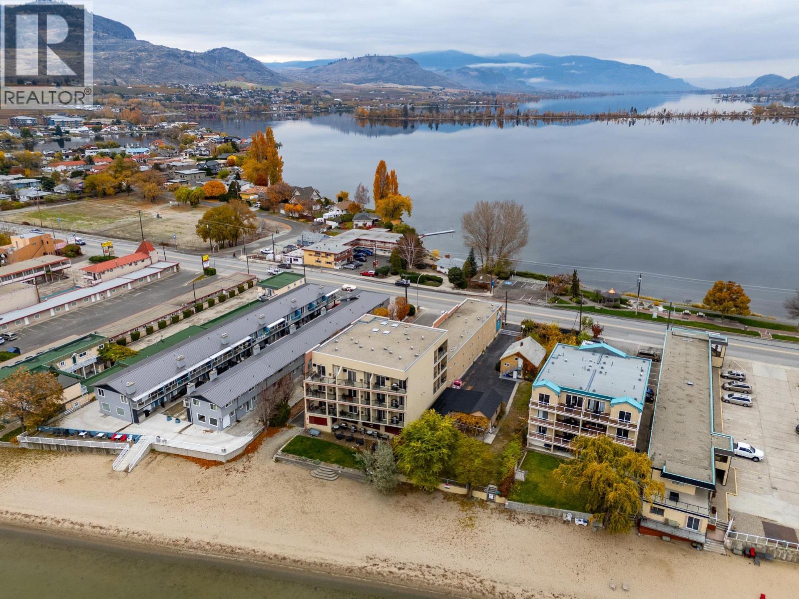 












7310 Main Street Unit# 207

,
Osoyoos,







British Columbia
V0H1V0

