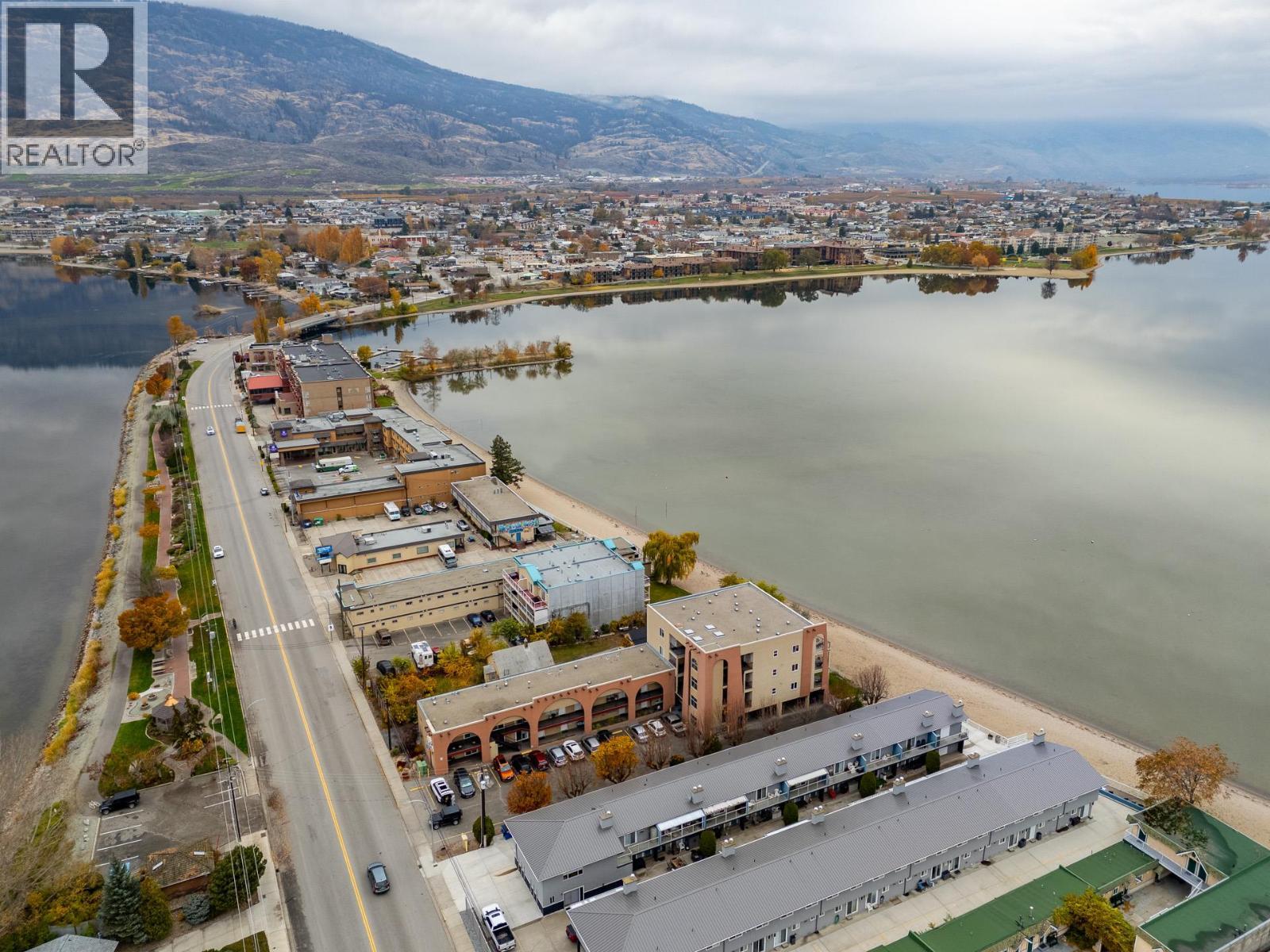 












7310 Main Street Unit# 207

,
Osoyoos,







British Columbia
V0H1V0

