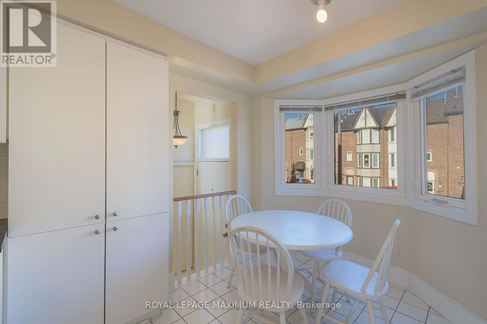 












1 - 217 WOODBRIDGE AVENUE

,
Vaughan,




Ontario
L4L2T1

