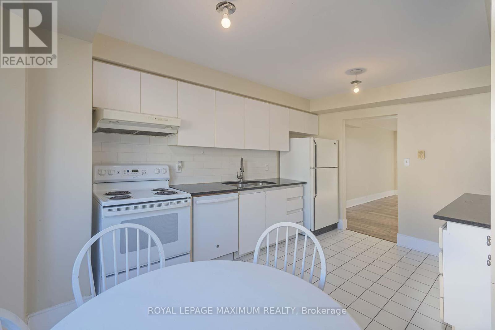 












1 - 217 WOODBRIDGE AVENUE

,
Vaughan,




Ontario
L4L2T1

