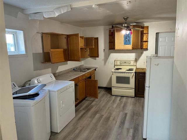 









1819


Midmar

AVE,
Winnipeg,




MB
R2R 0J8

