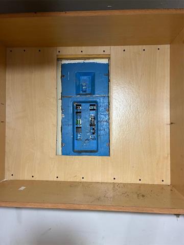 









1819


Midmar

AVE,
Winnipeg,




MB
R2R 0J8

