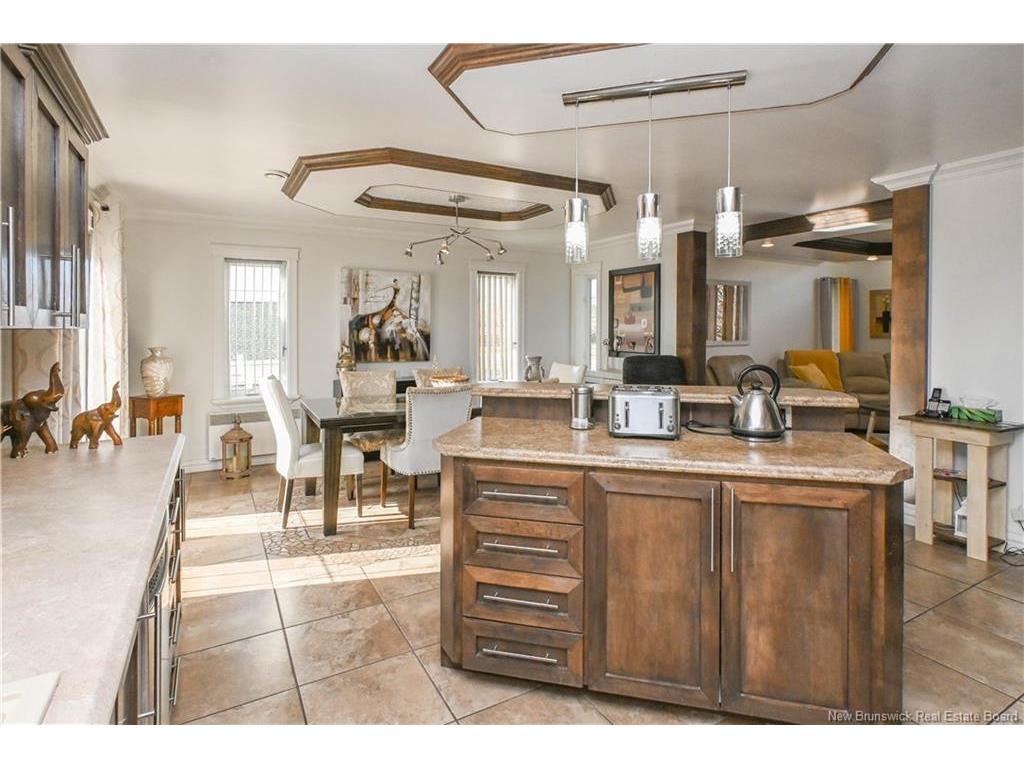 









1350


rue des Fondateurs

ST,
Paquetville,




NB
E8R 1A4

