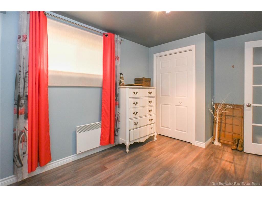 









1350


rue des Fondateurs

ST,
Paquetville,




NB
E8R 1A4

