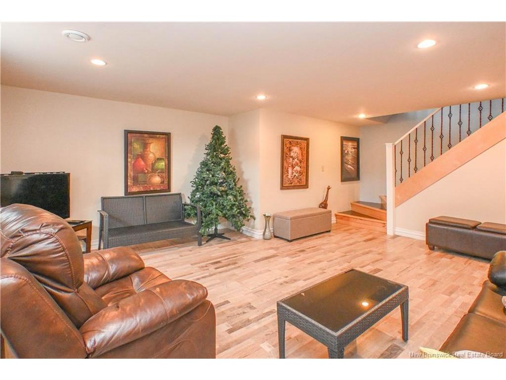 









1350


rue des Fondateurs

ST,
Paquetville,




NB
E8R 1A4

