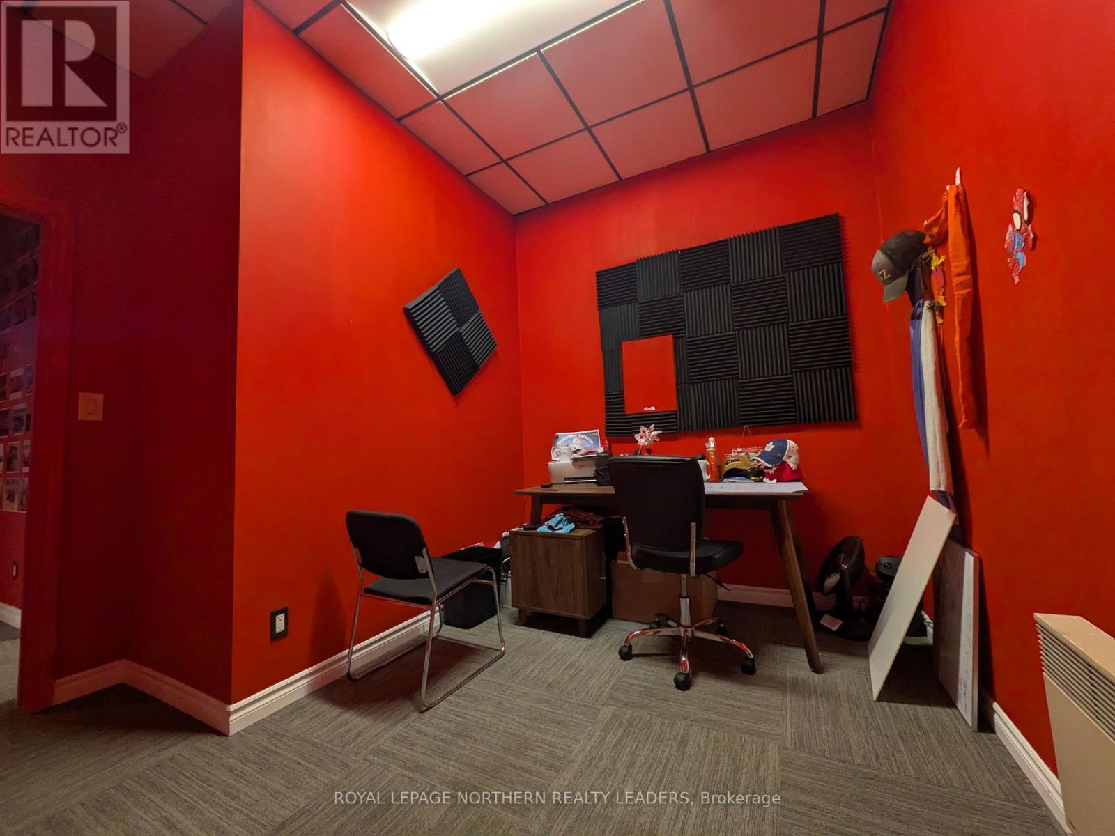 












UNIT 1K - 59-71 THIRD AVENUE

,
Timmins (TS - SE),




Ontario
P4N1C2

