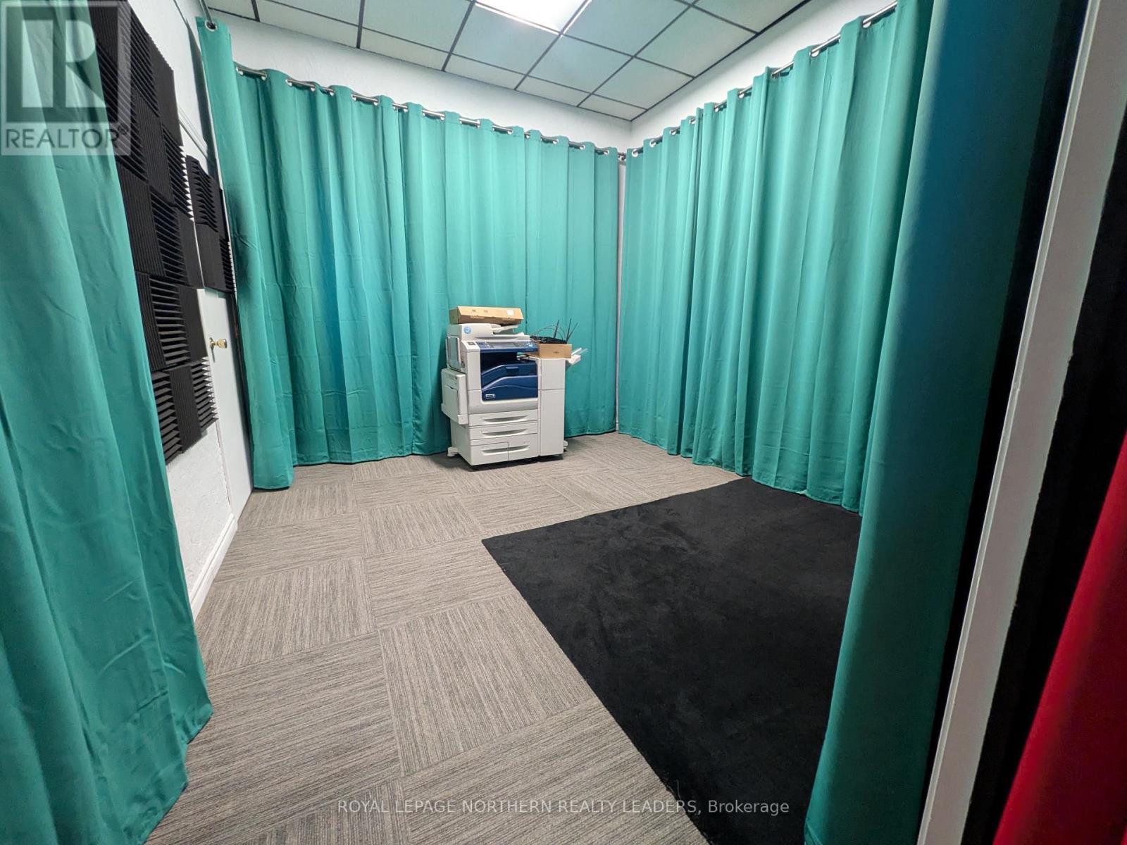 












UNIT 1K - 59-71 THIRD AVENUE

,
Timmins (TS - SE),




Ontario
P4N1C2

