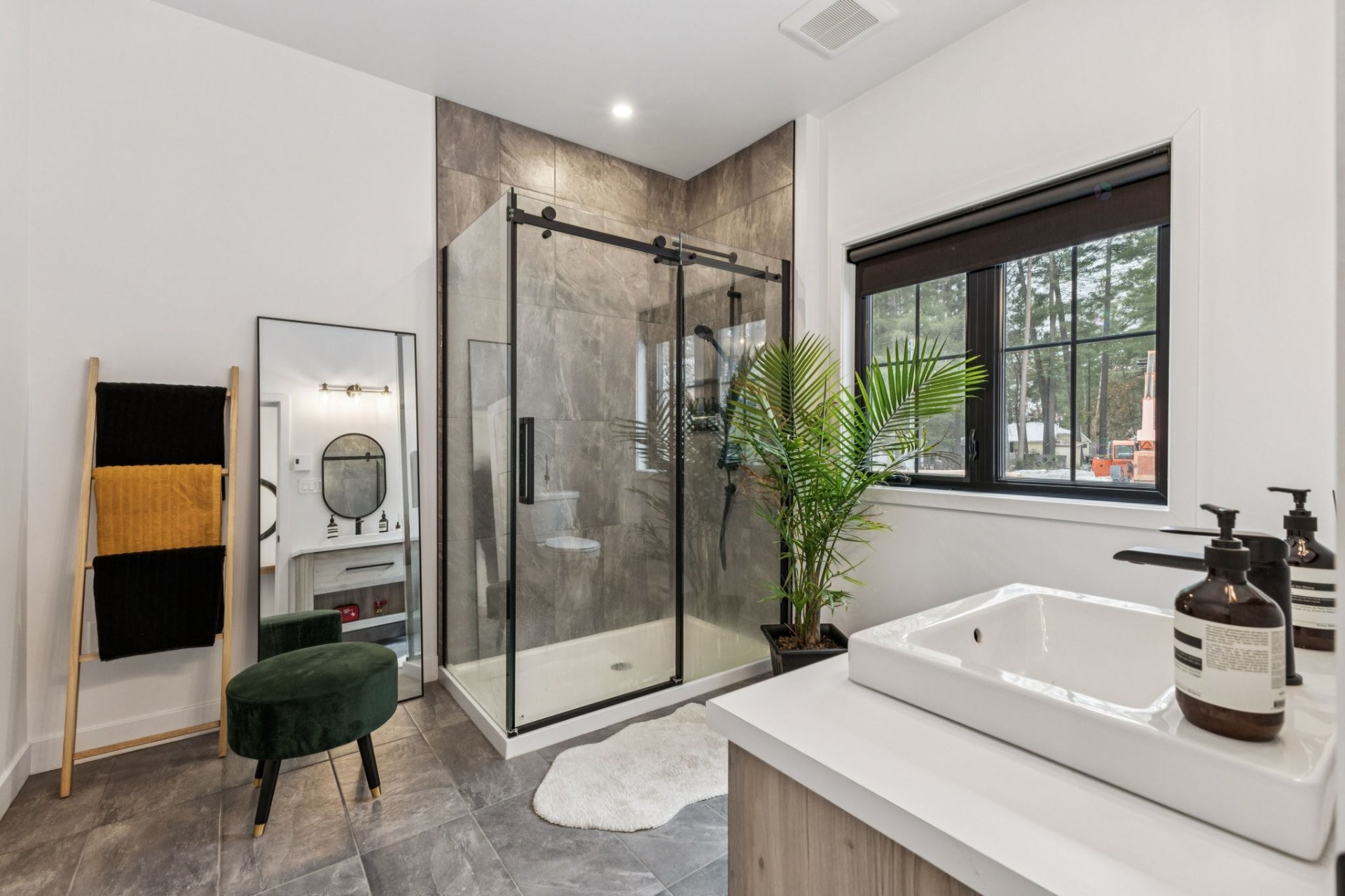 









6

 - 8


Crois. Annabelle

,
Bristol,




QC
J0X1G0

