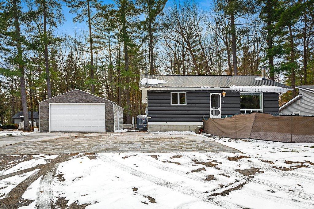 









6


Av. Fernbank

,
Bristol,




QC
J0X1G0

