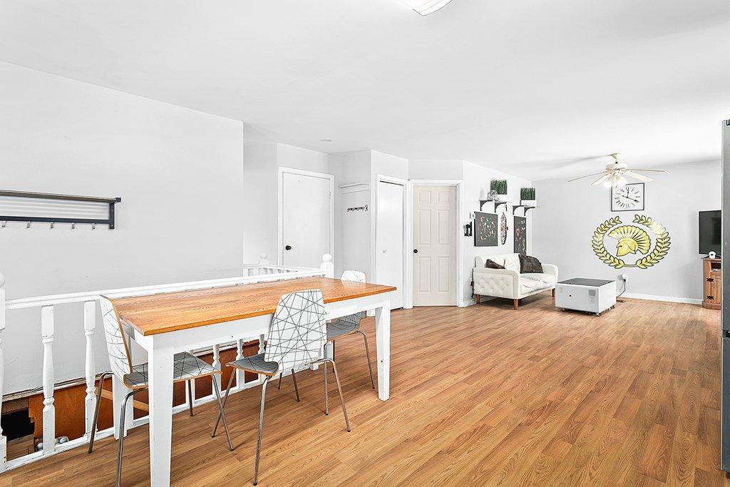 









6


Av. Fernbank

,
Bristol,




QC
J0X1G0

