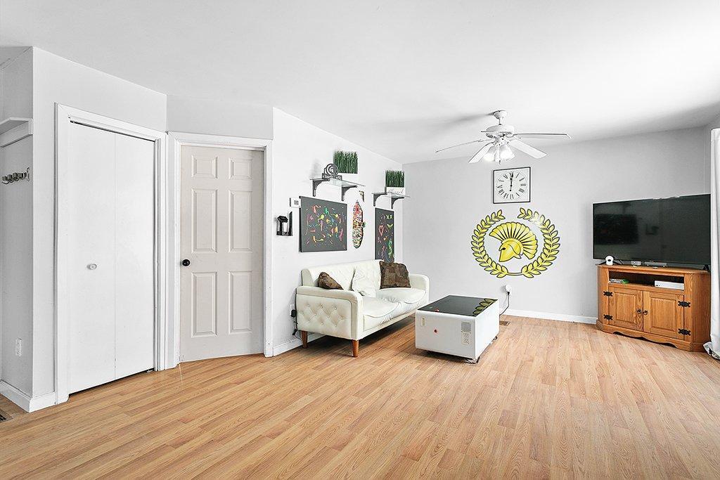 









6


Av. Fernbank

,
Bristol,




QC
J0X1G0

