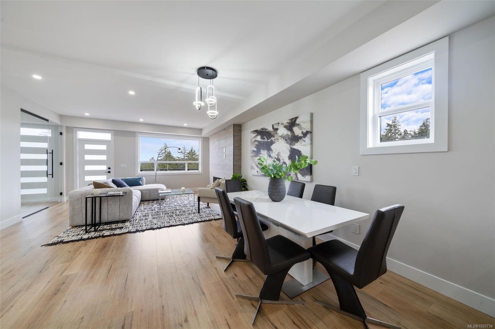 









2210


Archer

Gate,
Langford,




BC
V9B 3S1

