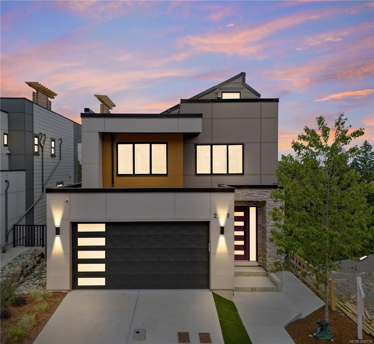 









2210


Archer

Gate,
Langford,




BC
V9B 3S1

