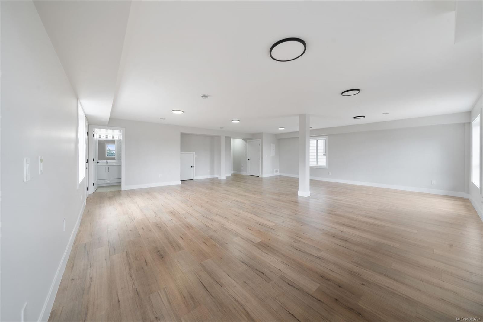 









2210


Archer

Gate,
Langford,




BC
V9B 3S1

