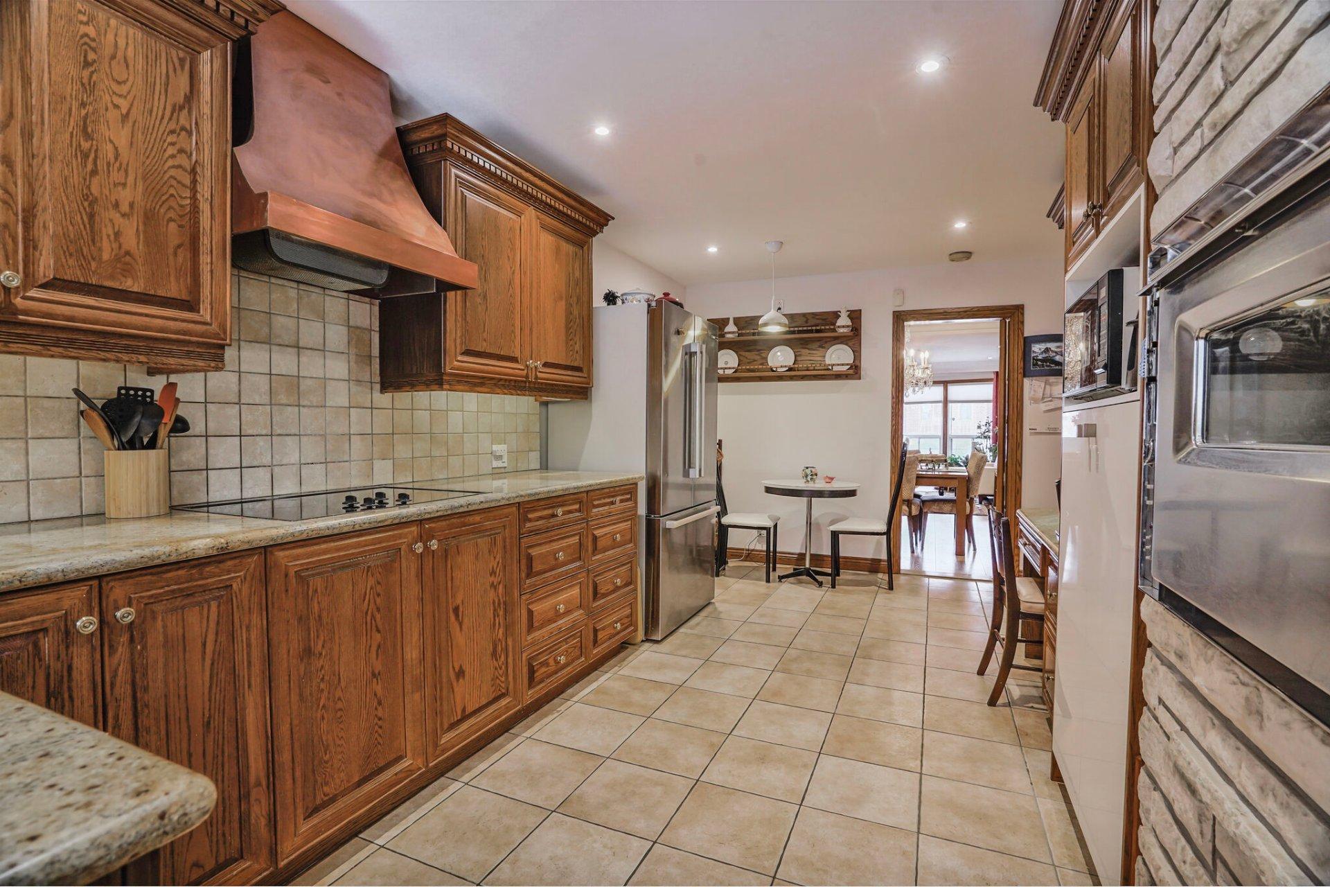 









3830

 - 3832


Rue De La Peltrie

,
Montréal (Côte-des-Neiges/Notre-Dame-de-Grâce),




QC
H3S1V3

