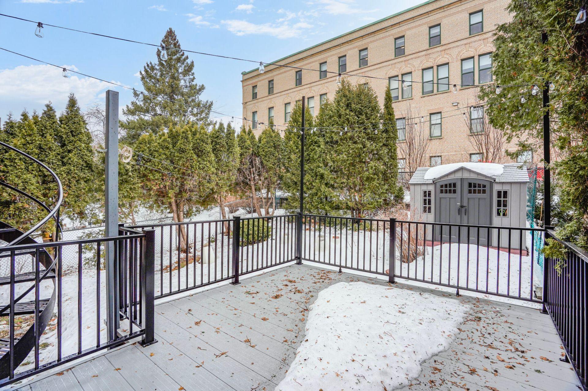 









3830

 - 3832


Rue De La Peltrie

,
Montréal (Côte-des-Neiges/Notre-Dame-de-Grâce),




QC
H3S1V3

