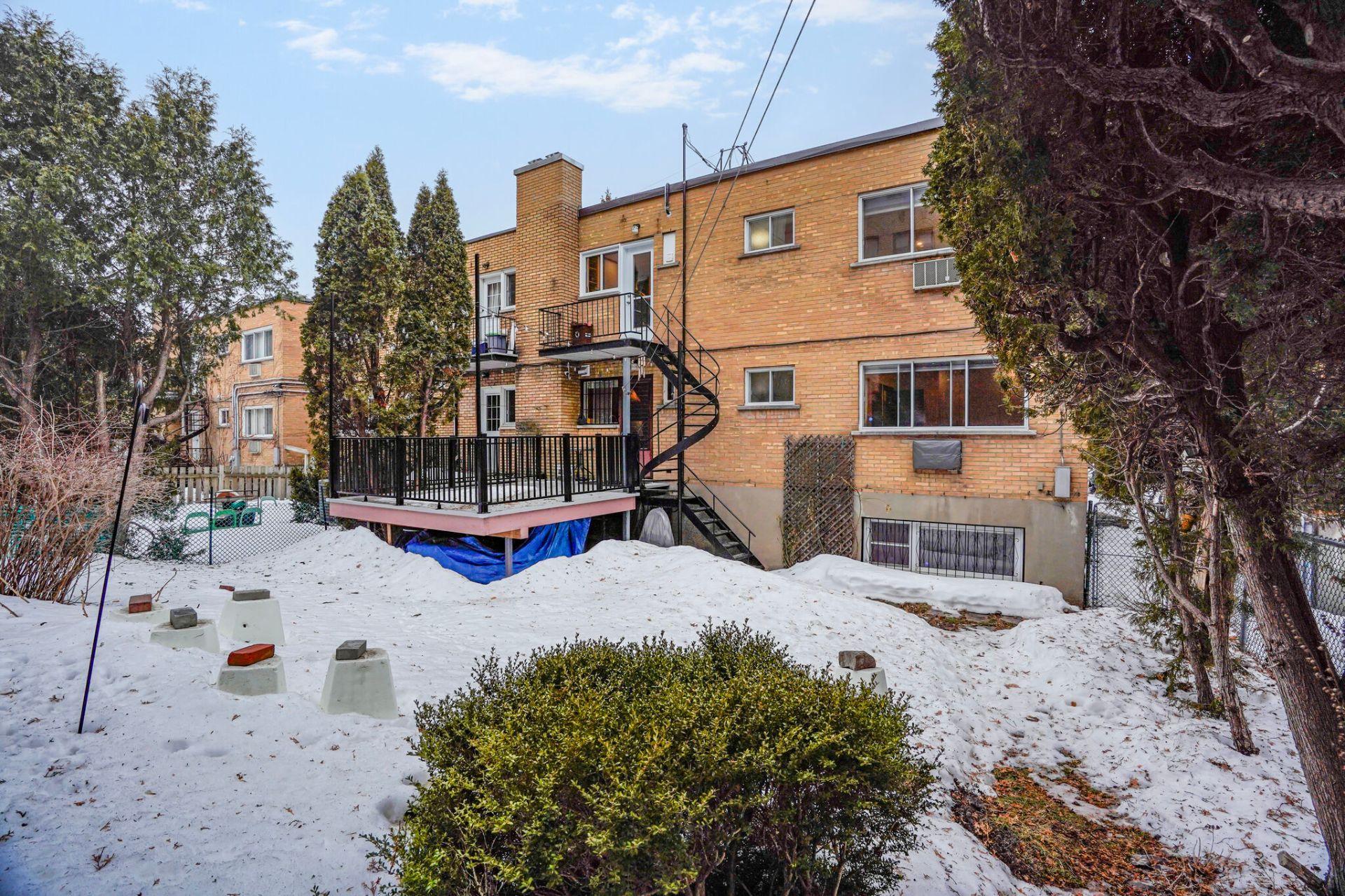 









3830

 - 3832


Rue De La Peltrie

,
Montréal (Côte-des-Neiges/Notre-Dame-de-Grâce),




QC
H3S1V3

