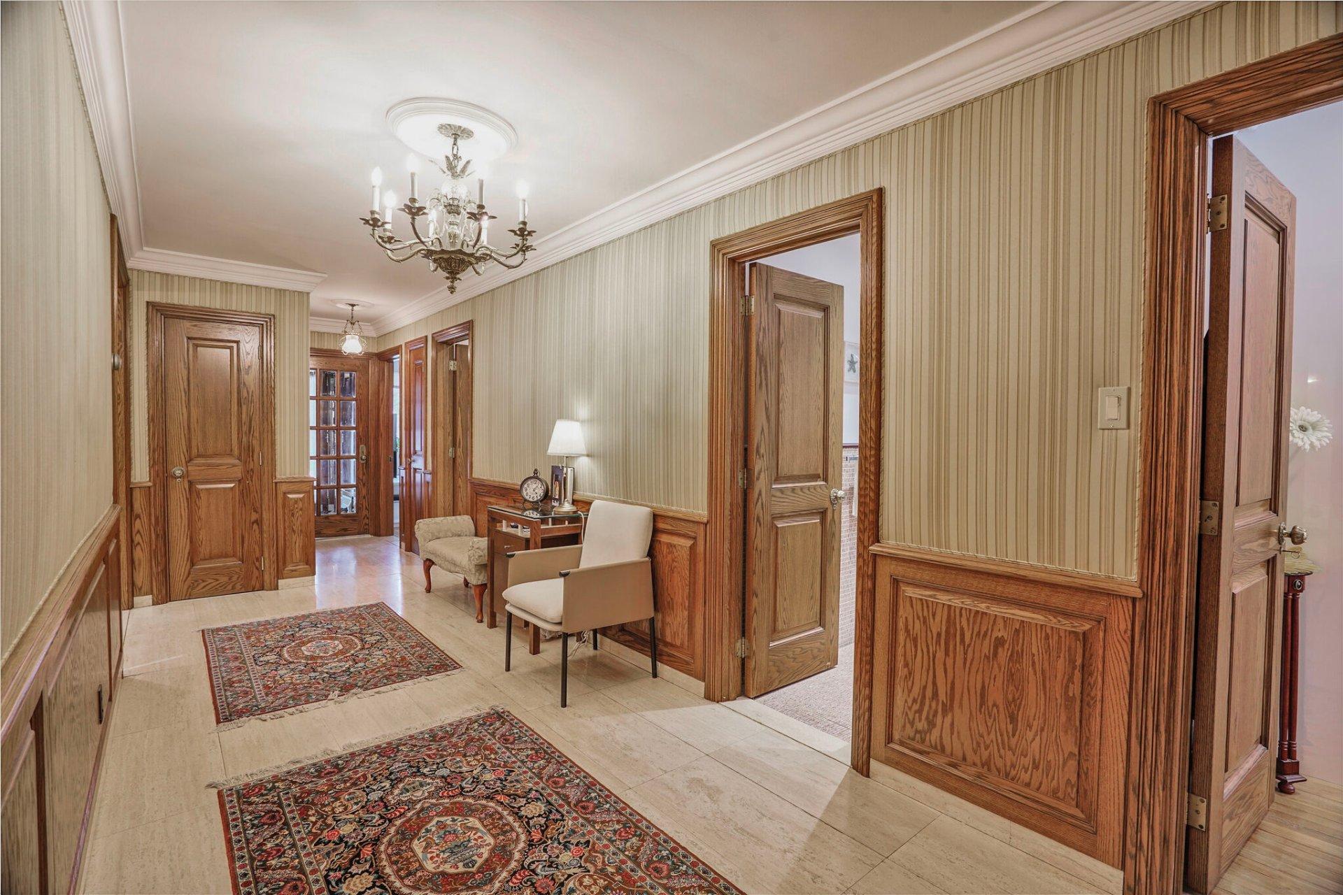 









3830

 - 3832


Rue De La Peltrie

,
Montréal (Côte-des-Neiges/Notre-Dame-de-Grâce),




QC
H3S1V3

