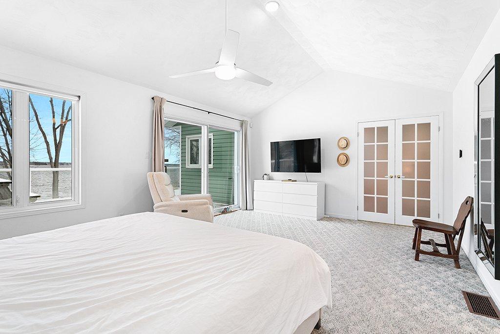 









32


Ch. Jean B. Taylor

,
L'Isle-aux-Allumettes,




QC
J0X1M0

