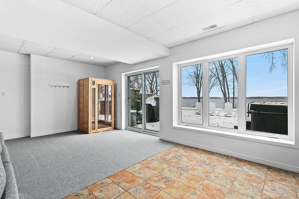 









32


Ch. Jean B. Taylor

,
L'Isle-aux-Allumettes,




QC
J0X1M0

