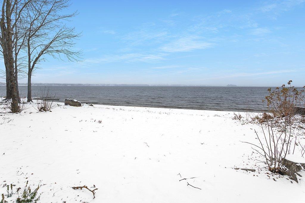 









32


Ch. Jean B. Taylor

,
L'Isle-aux-Allumettes,




QC
J0X1M0

