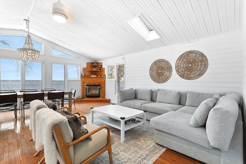 









32


Ch. Jean B. Taylor

,
L'Isle-aux-Allumettes,




QC
J0X1M0

