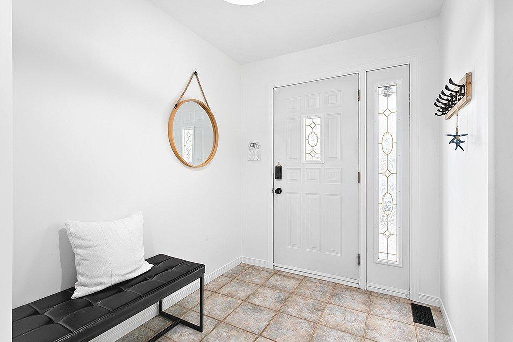 









32


Ch. Jean B. Taylor

,
L'Isle-aux-Allumettes,




QC
J0X1M0

