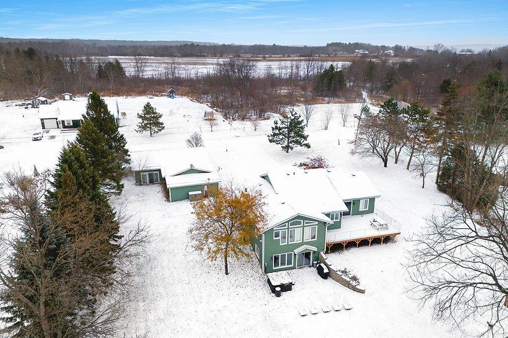 









32


Ch. Jean B. Taylor

,
L'Isle-aux-Allumettes,




QC
J0X1M0

