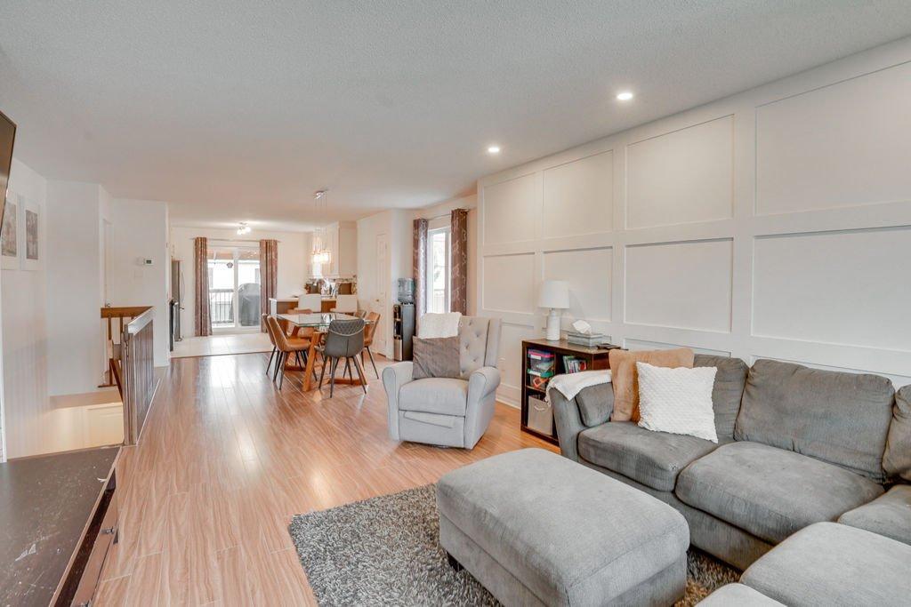 









210


Rue de la Forteresse

,
Gatineau (Masson-Angers),




QC
J8M1Z4

