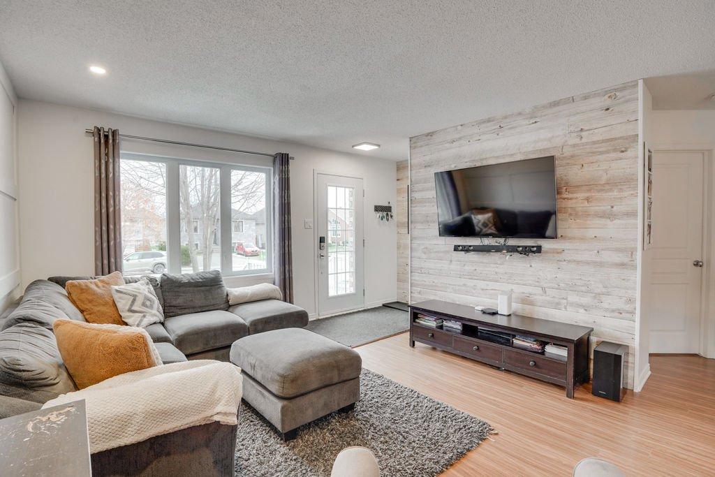 









210


Rue de la Forteresse

,
Gatineau (Masson-Angers),




QC
J8M1Z4

