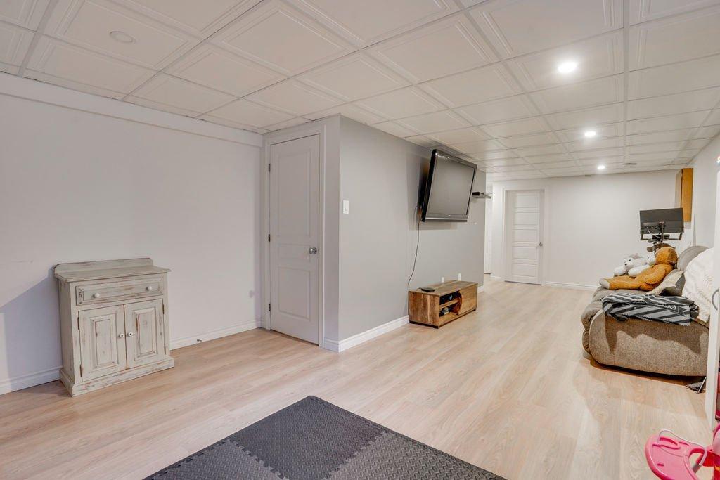 









210


Rue de la Forteresse

,
Gatineau (Masson-Angers),




QC
J8M1Z4

