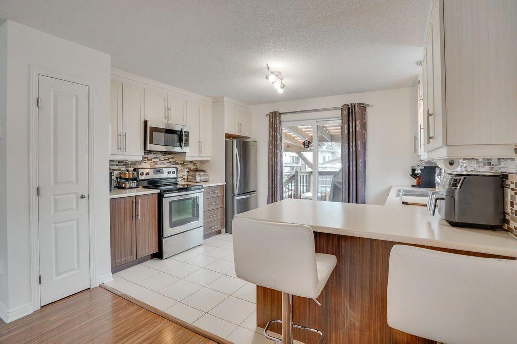 









210


Rue de la Forteresse

,
Gatineau (Masson-Angers),




QC
J8M1Z4

