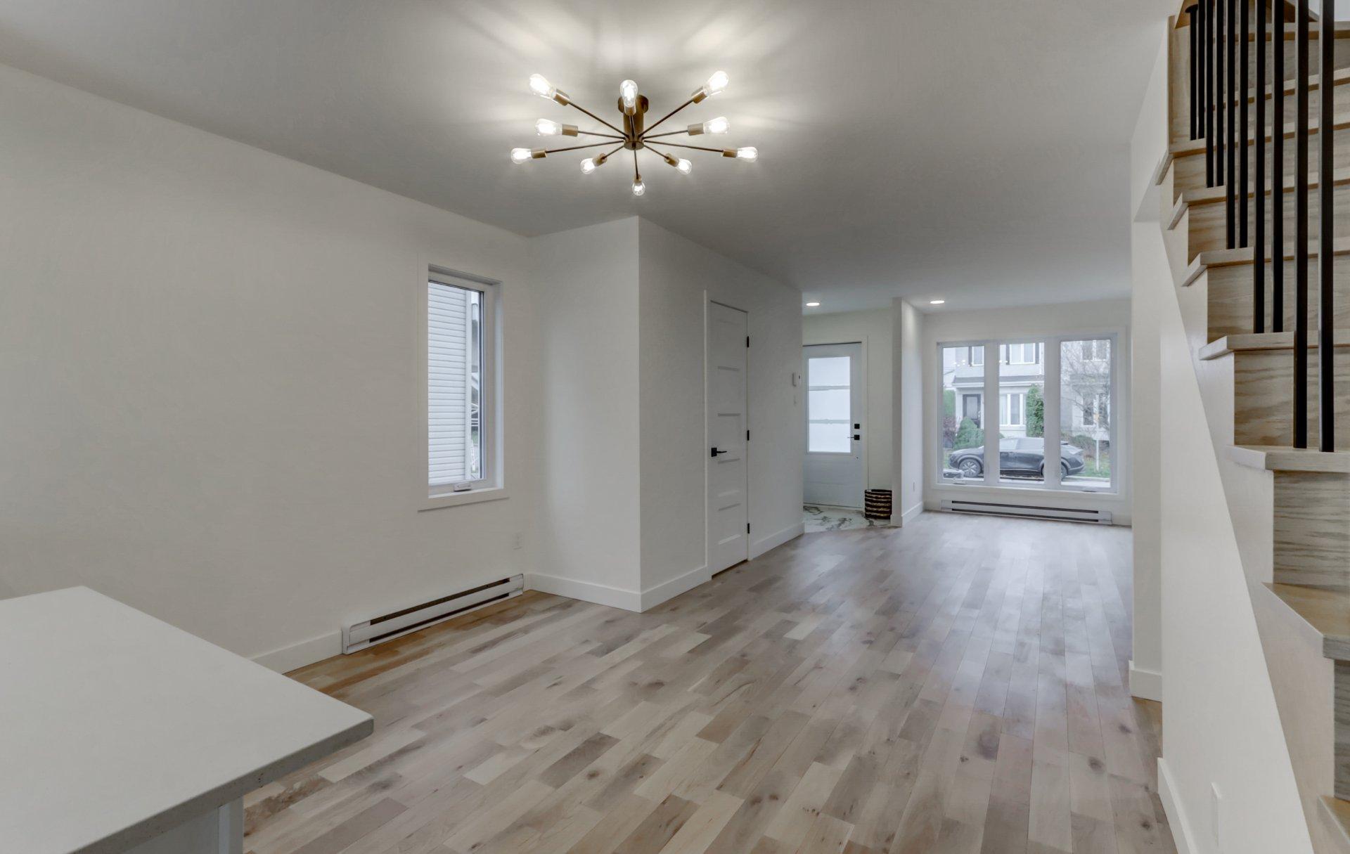 









471


Rue Médard-Bourgault

,
Laval (Sainte-Rose),




QC
H7L5G8

