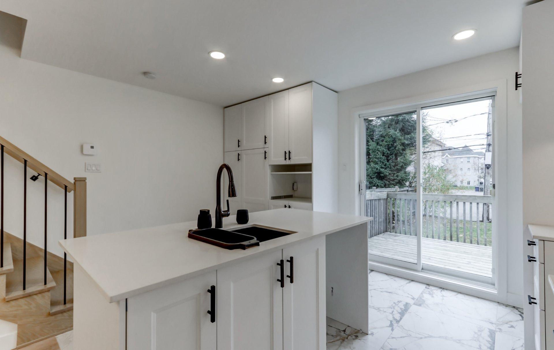 









471


Rue Médard-Bourgault

,
Laval (Sainte-Rose),




QC
H7L5G8

