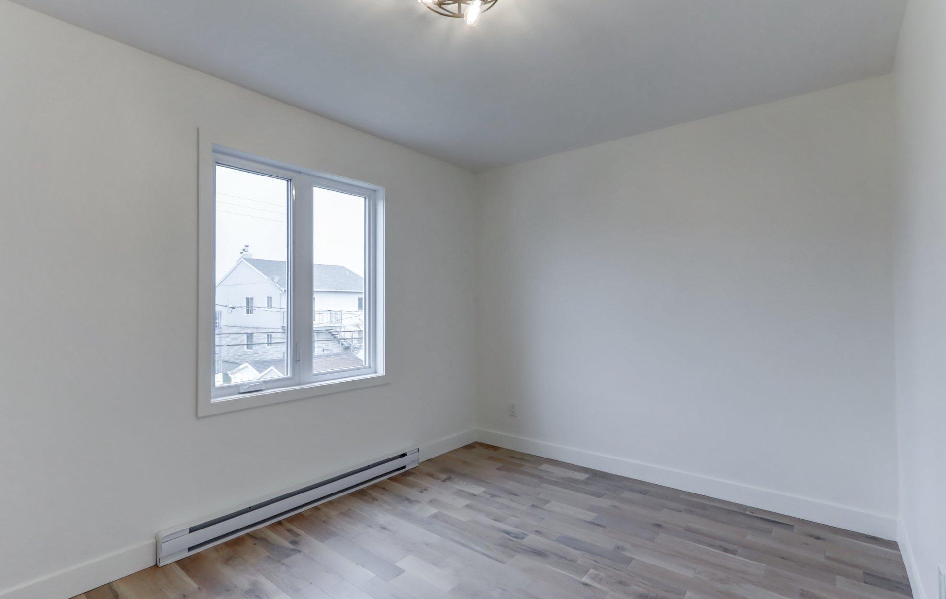 









471


Rue Médard-Bourgault

,
Laval (Sainte-Rose),




QC
H7L5G8

