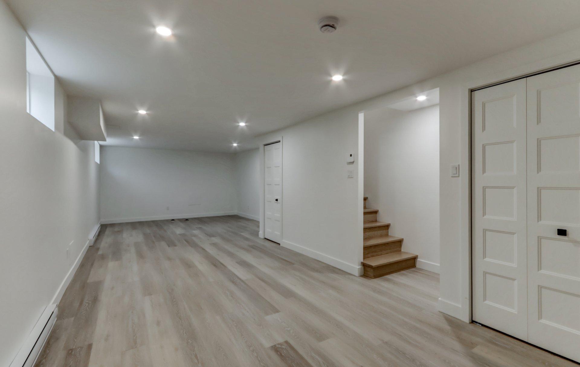 









471


Rue Médard-Bourgault

,
Laval (Sainte-Rose),




QC
H7L5G8

