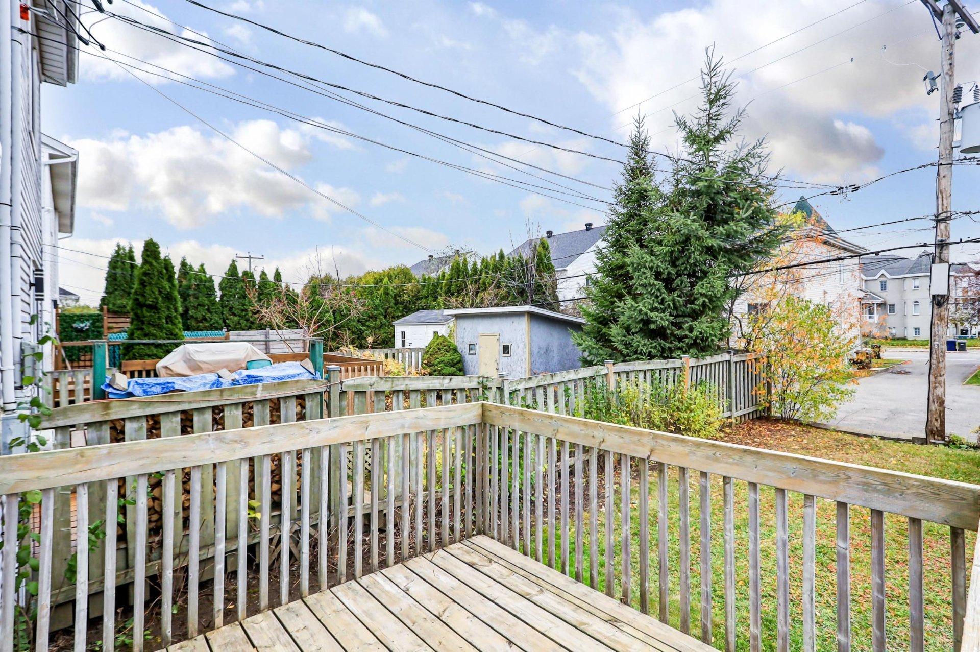 









471


Rue Médard-Bourgault

,
Laval (Sainte-Rose),




QC
H7L5G8

